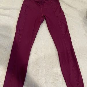 Lululemon fast and frees! *6*